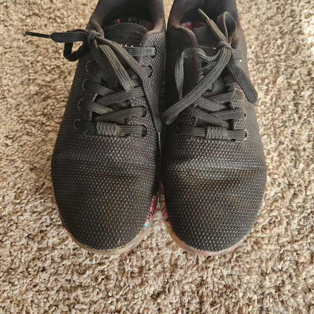 Nobull Size 7.5 - Picture 8 of 9